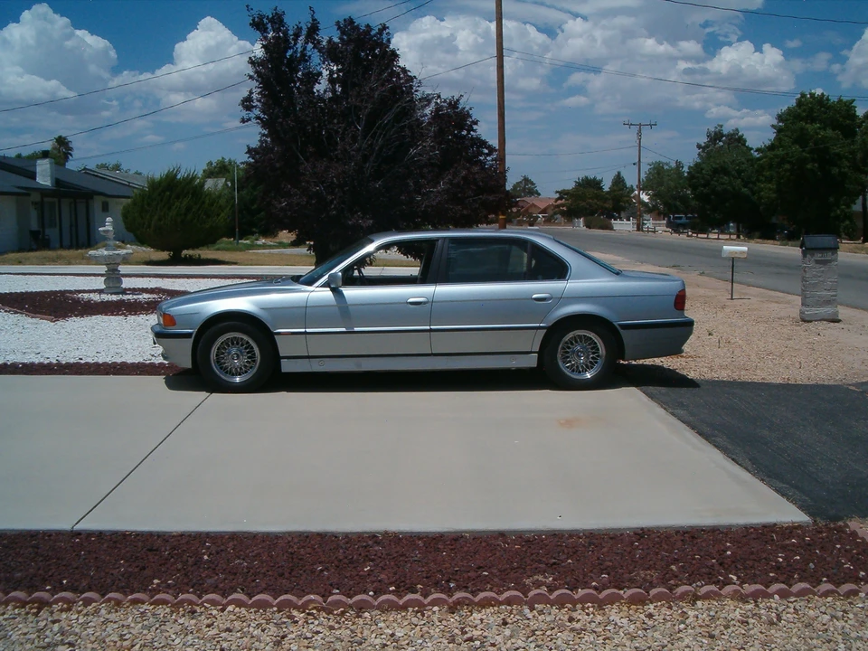 1998 BMW E38 7 Series - Image 7 of 31