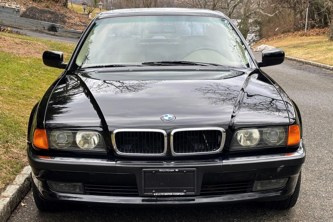 1998 BMW E38 7 Series - Image 2 of 29
