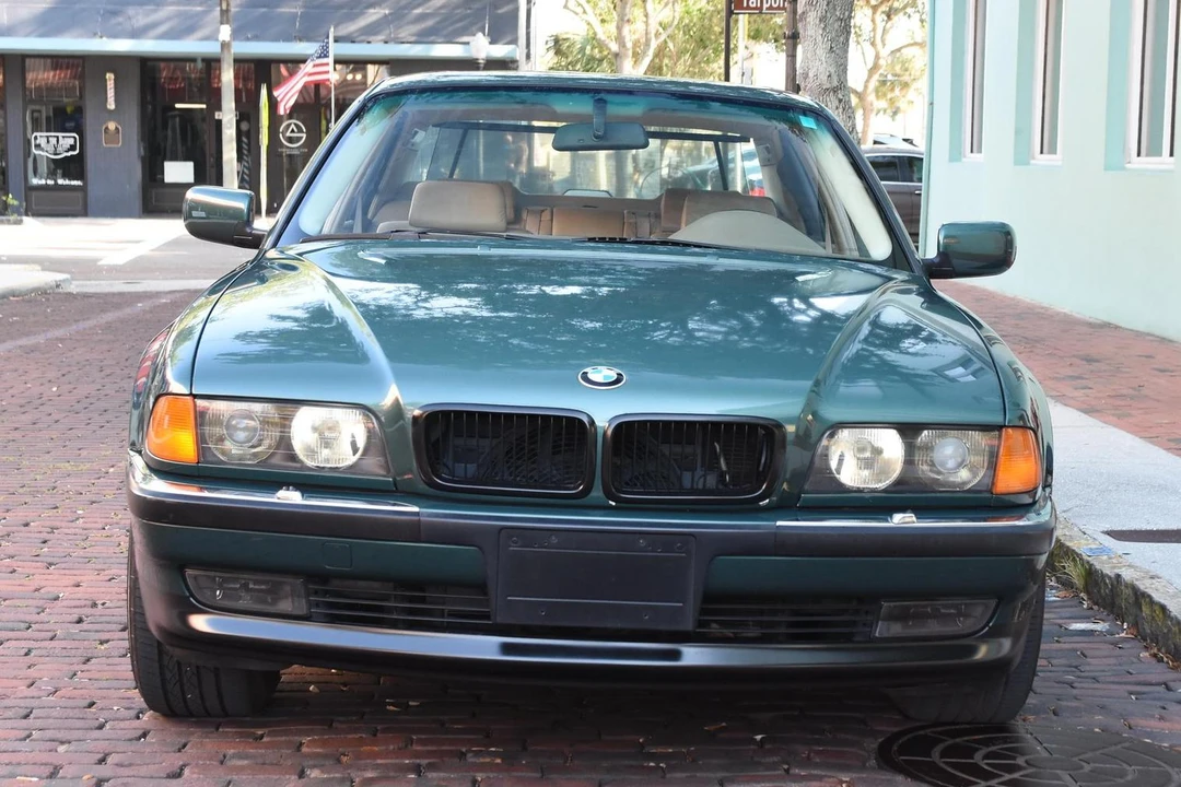 1998 BMW E38 7 Series - Image 2 of 6