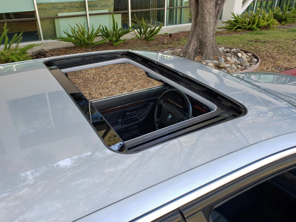 1998 BMW E38 7 Series - Image 30 of 31