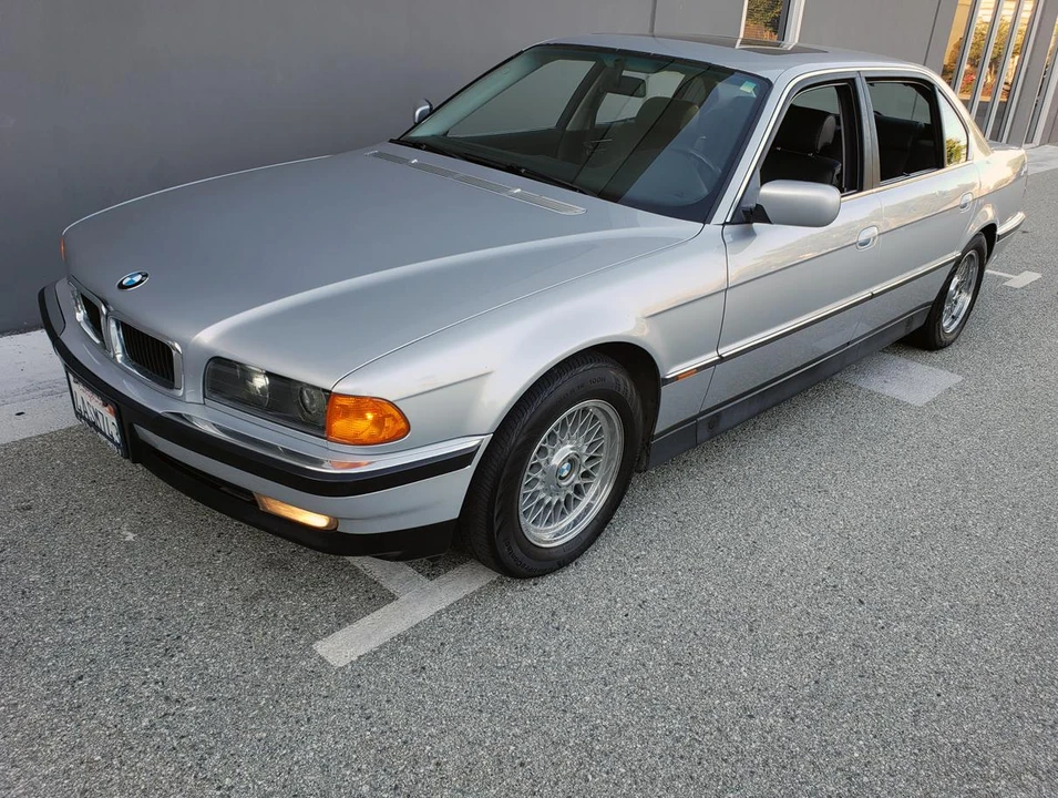 1998 BMW E38 7 Series - Image 6 of 31