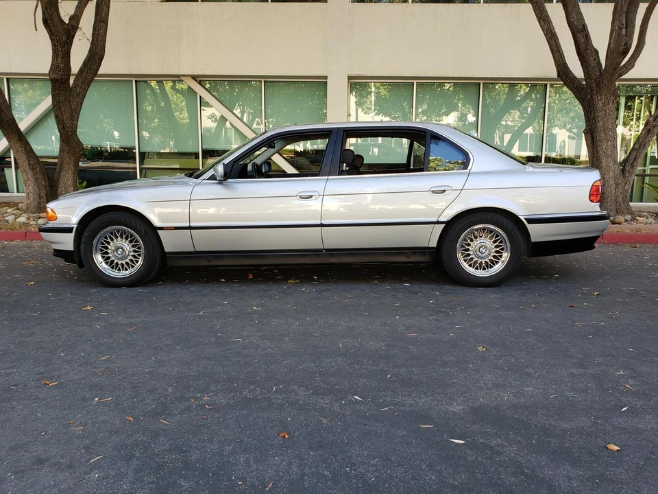 1998 BMW E38 7 Series - Image 10 of 31