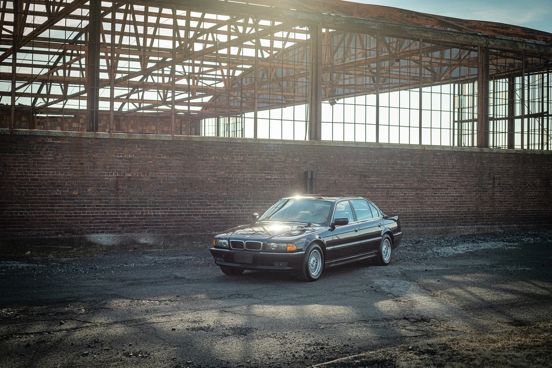 1998 BMW E38 7 Series - Image 2 of 31