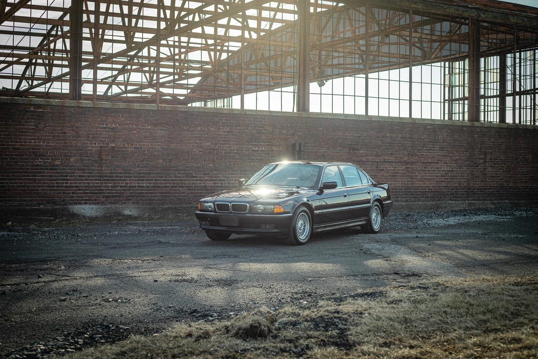 1998 BMW E38 7 Series - Image 3 of 31