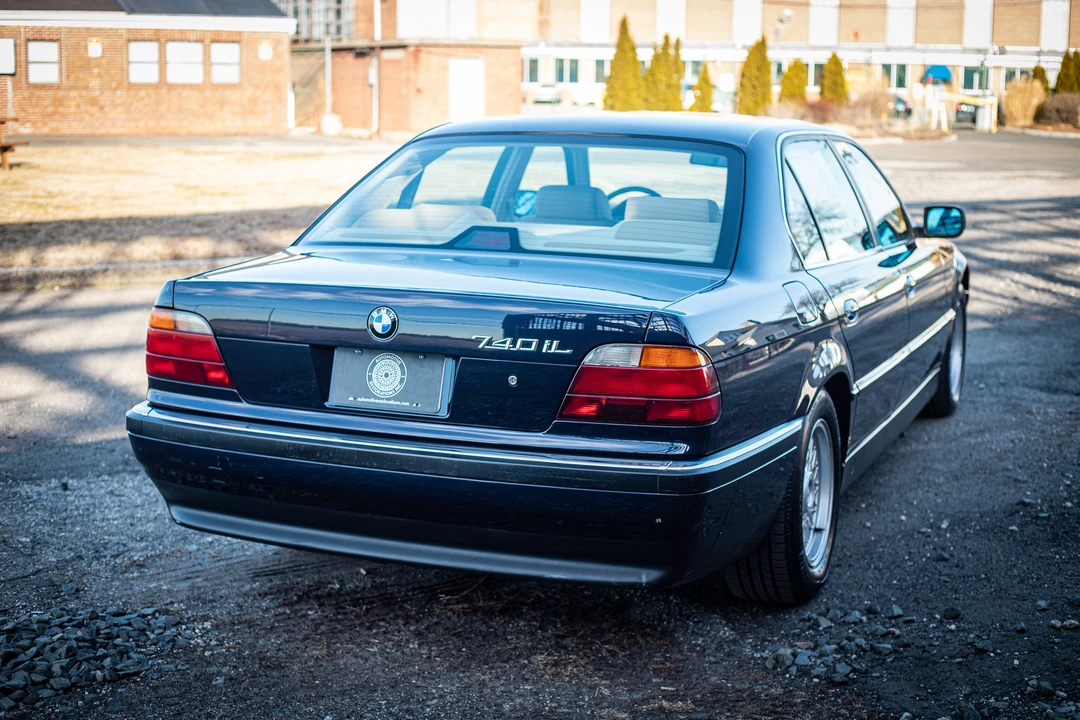 1998 BMW E38 7 Series - Image 13 of 31