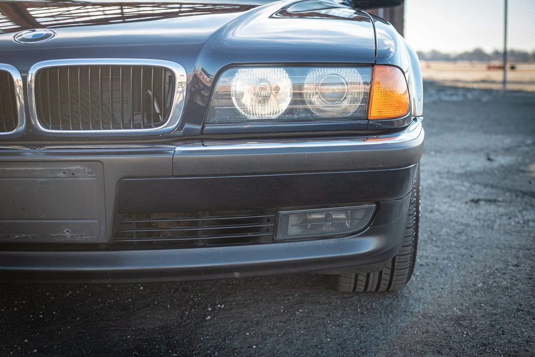 1998 BMW E38 7 Series - Image 29 of 31