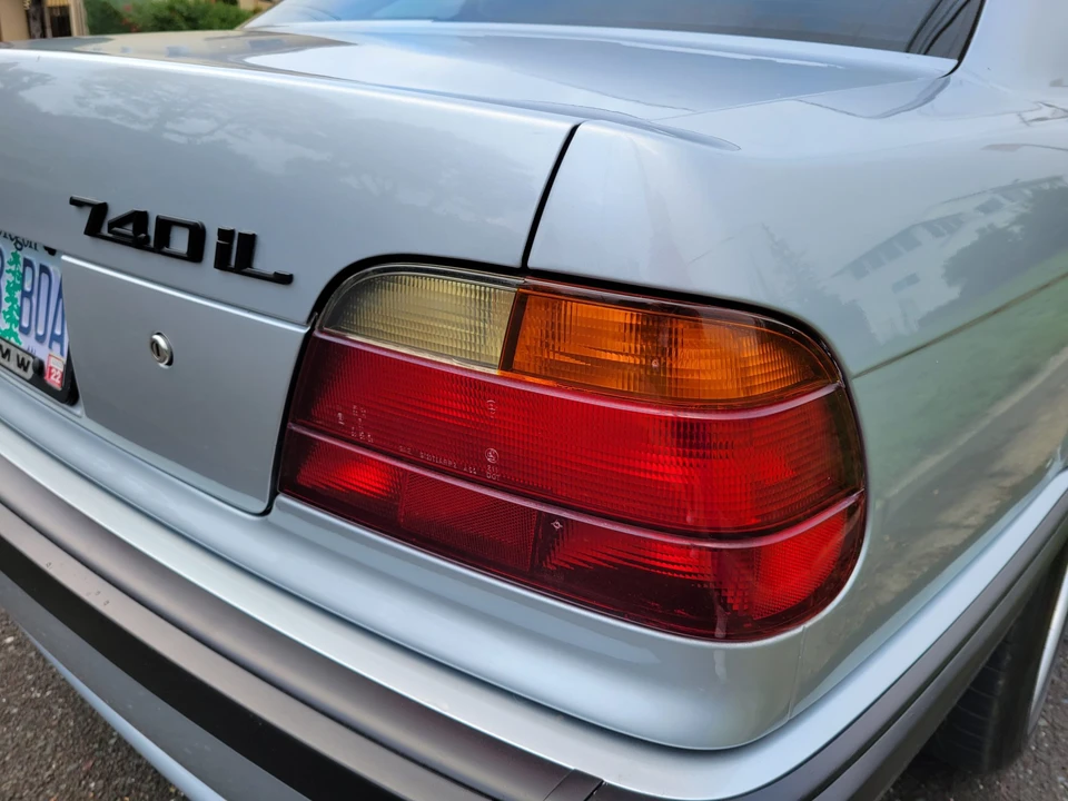1998 BMW E38 7 Series - Image 18 of 31
