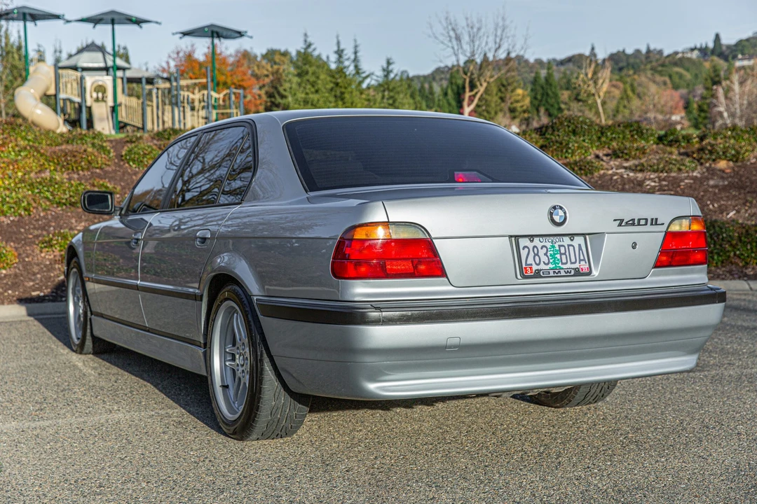 1998 BMW E38 7 Series - Image 8 of 31