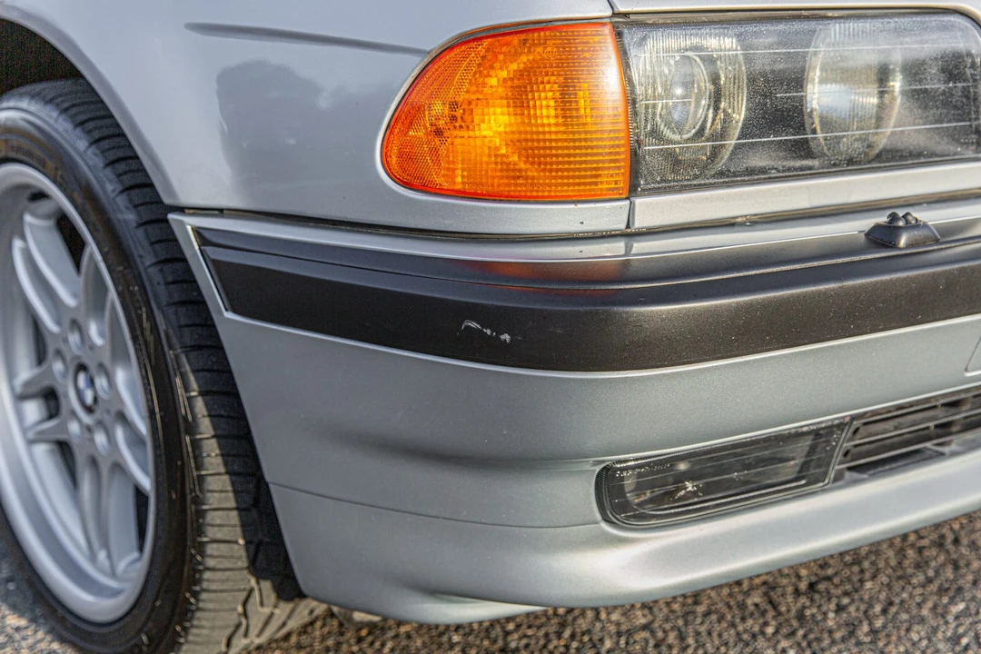 1998 BMW E38 7 Series - Image 29 of 31