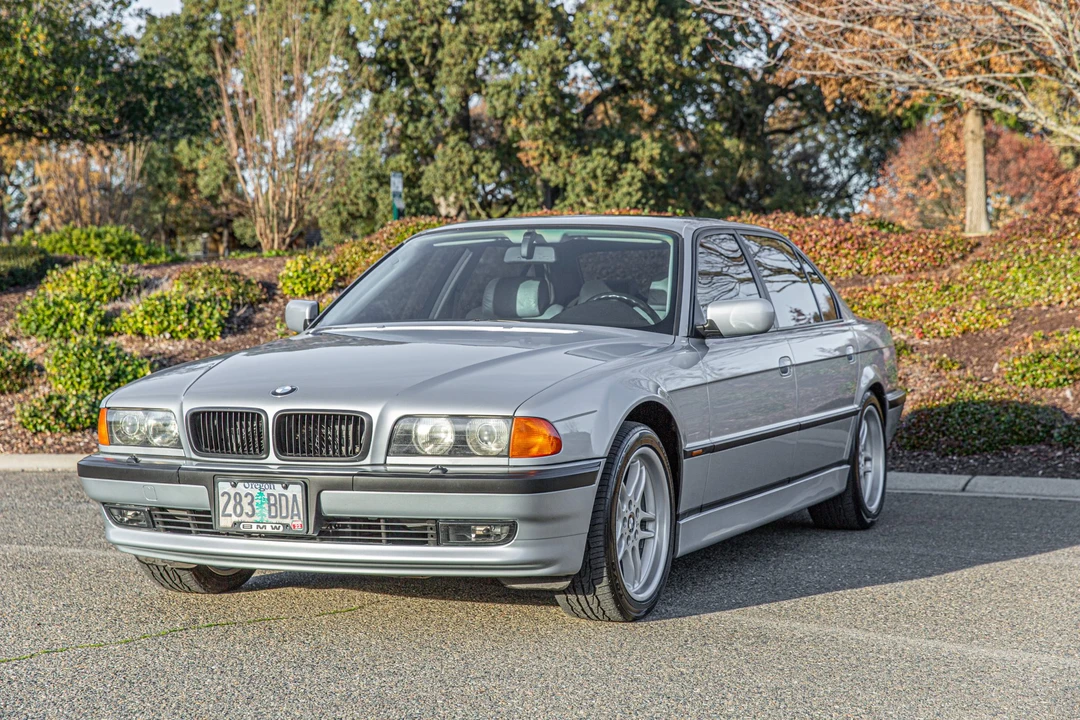 1998 BMW E38 7 Series - Image 2 of 31