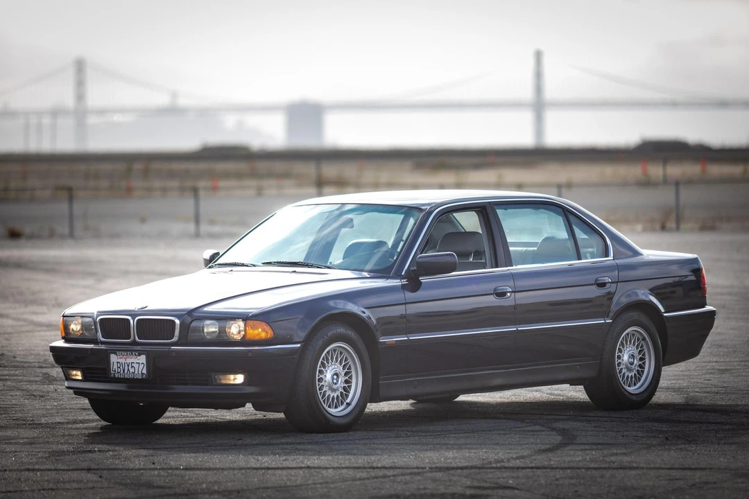 1998 BMW E38 7 Series - Image 6 of 31