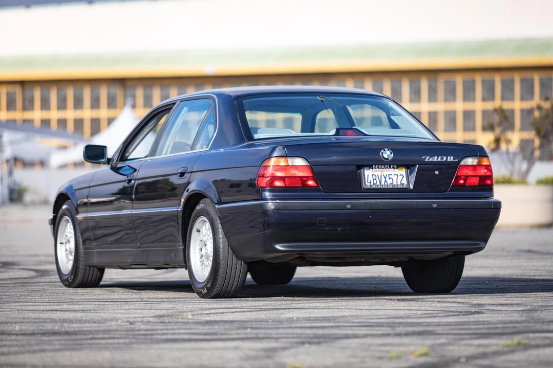 1998 BMW E38 7 Series - Image 19 of 31