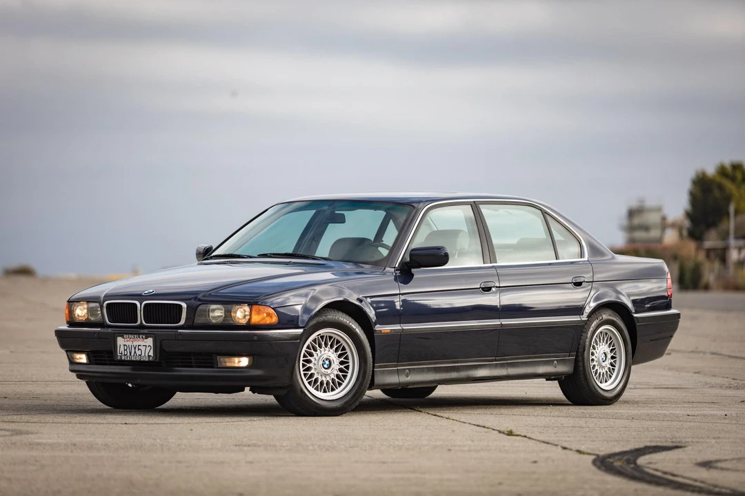 1998 BMW E38 7 Series - Image 8 of 31