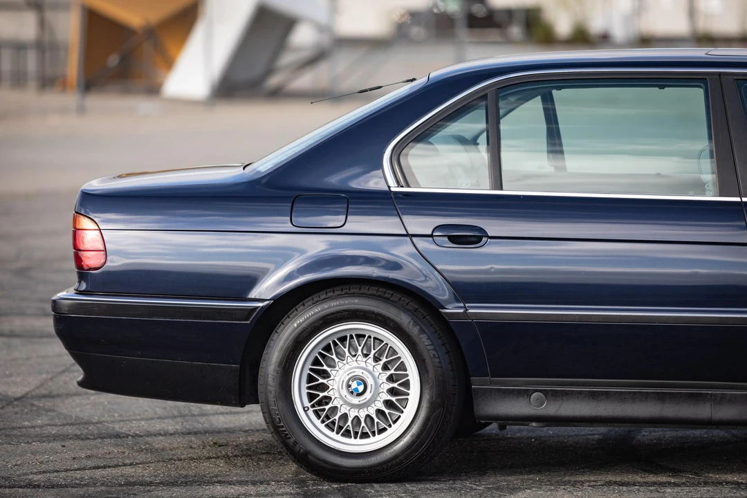 1998 BMW E38 7 Series - Image 23 of 31