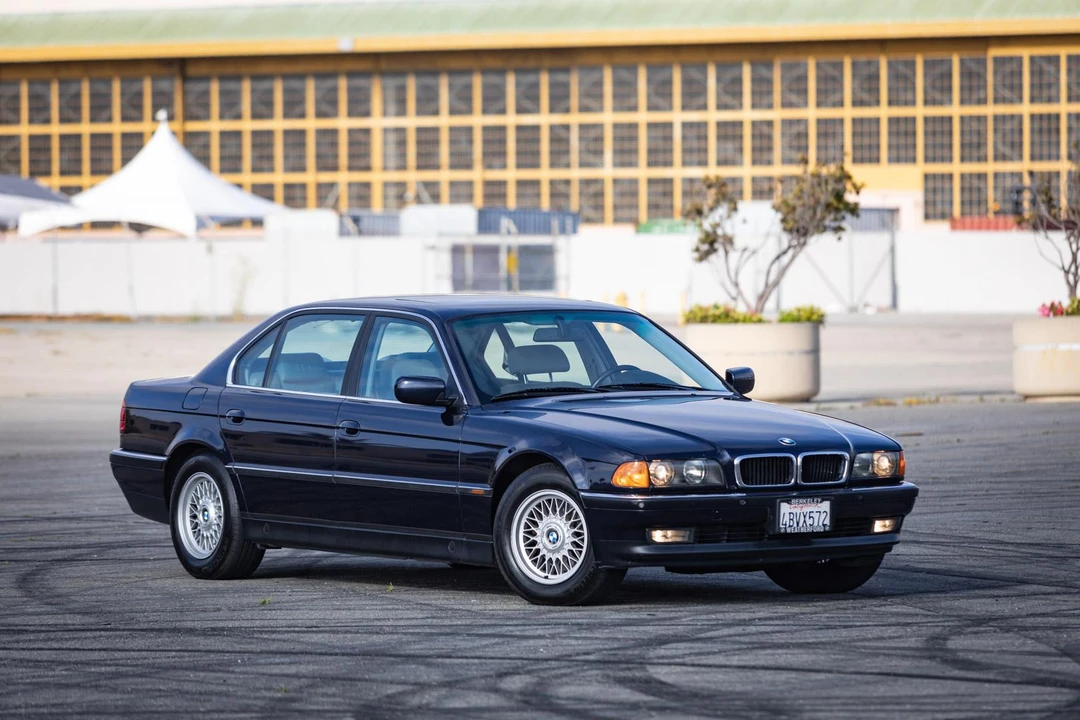 1998 BMW E38 7 Series - Image 28 of 31