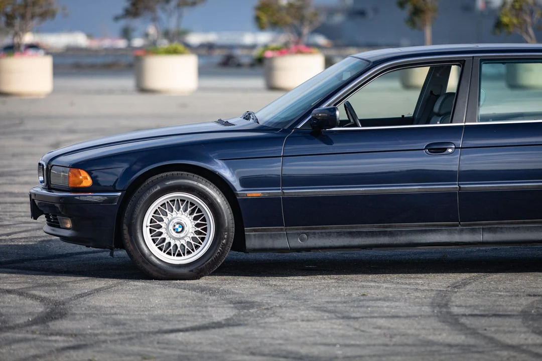 1998 BMW E38 7 Series - Image 12 of 31