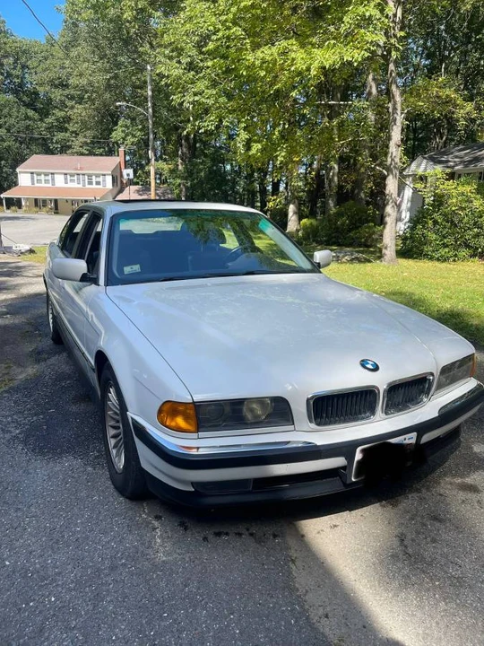 1998 BMW E38 7 Series - Image 2 of 3