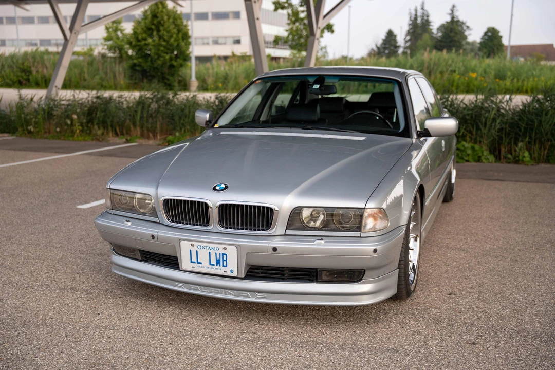 1998 BMW E38 750i & 750iL Sedan - Image 24 of 31