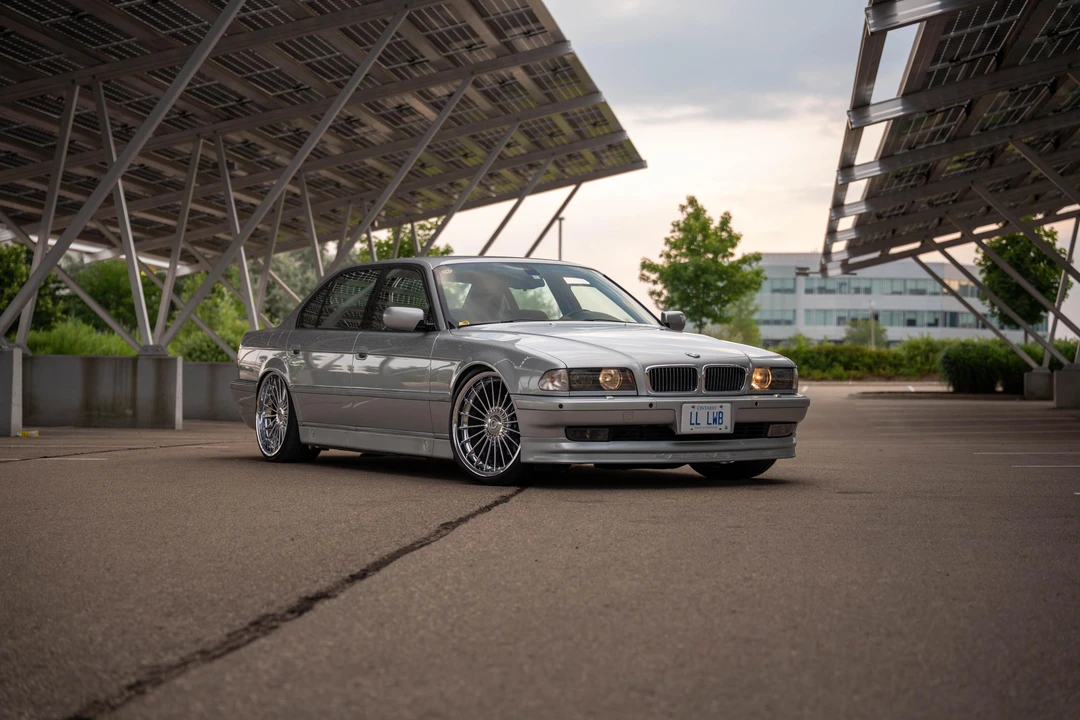 1998 BMW E38 750i & 750iL Sedan - Image 21 of 31