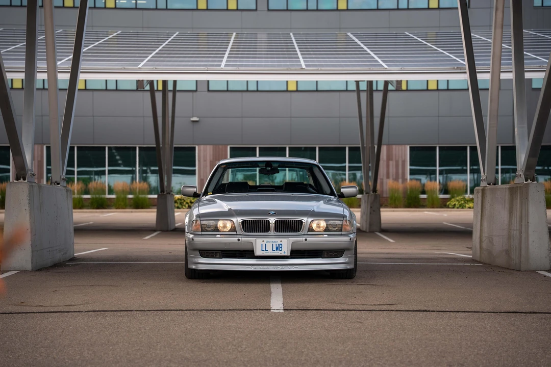 1998 BMW E38 750i & 750iL Sedan - Image 8 of 31