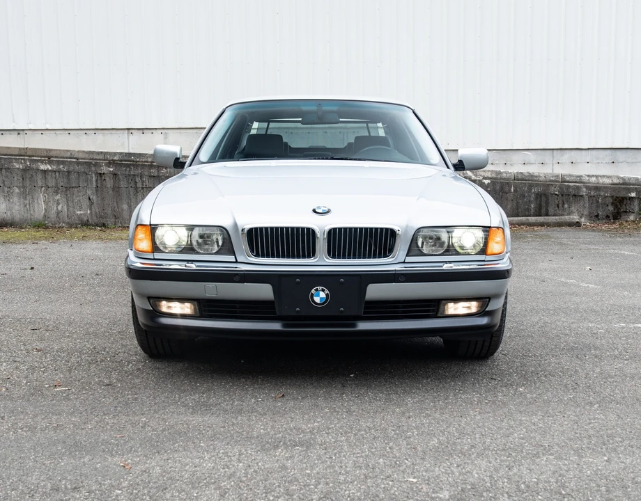 1998 BMW E38 750i & 750iL Sedan - Image 6 of 31
