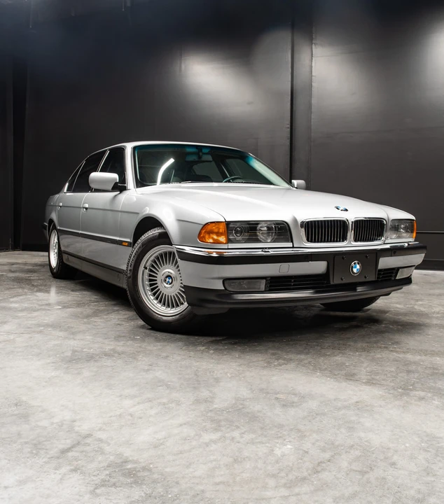 1998 BMW E38 750i & 750iL Sedan - Image 20 of 31