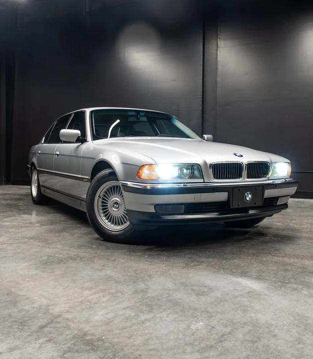 1998 BMW E38 750i & 750iL Sedan - Image 22 of 31