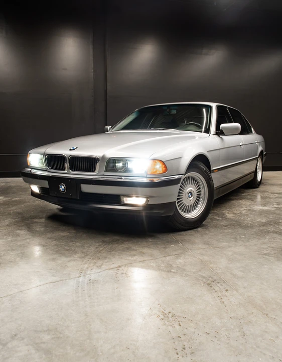 1998 BMW E38 750i & 750iL Sedan - Image 25 of 31