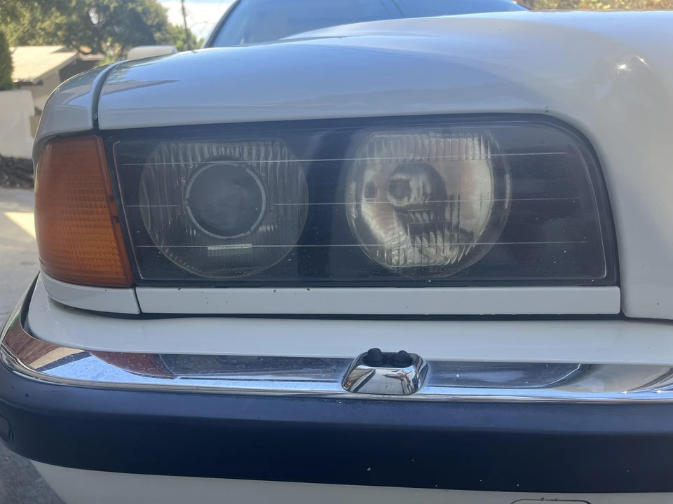1998 BMW E38 750i & 750iL Sedan - Image 27 of 31