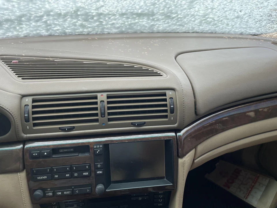 1998 BMW E38 750i & 750iL Sedan - Image 31 of 31
