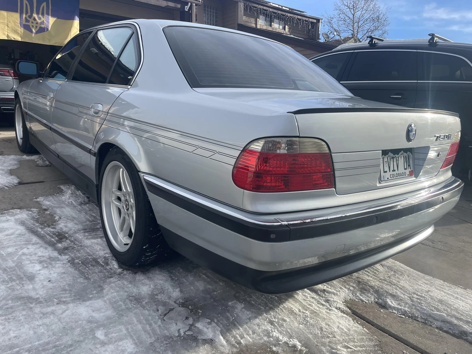 1998 BMW E38 750i & 750iL Sedan - Image 13 of 31