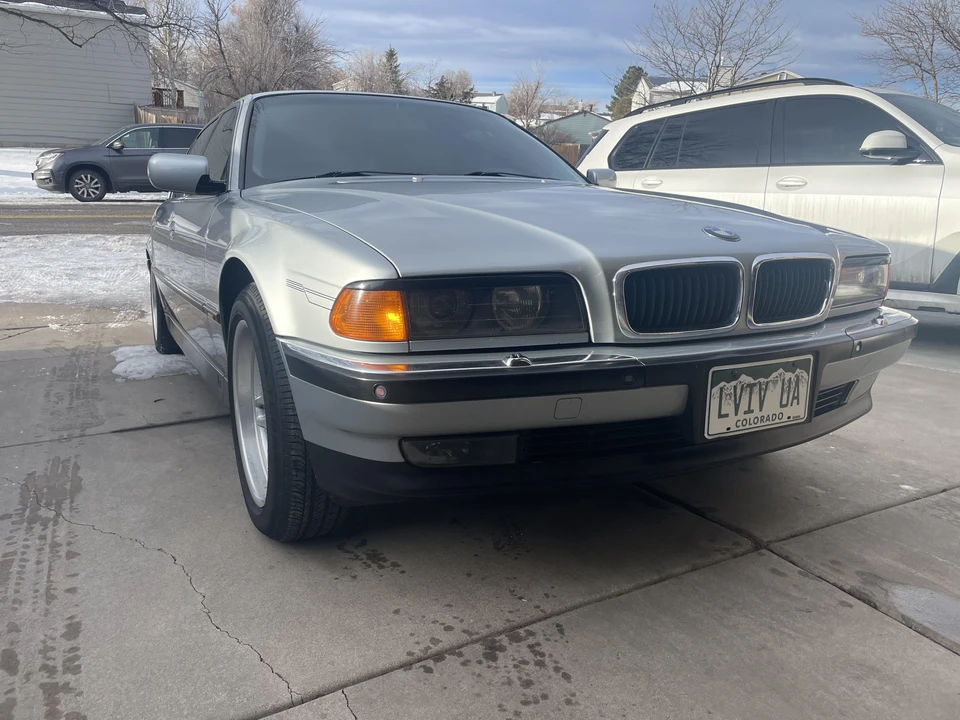 1998 BMW E38 750i & 750iL Sedan - Image 21 of 31