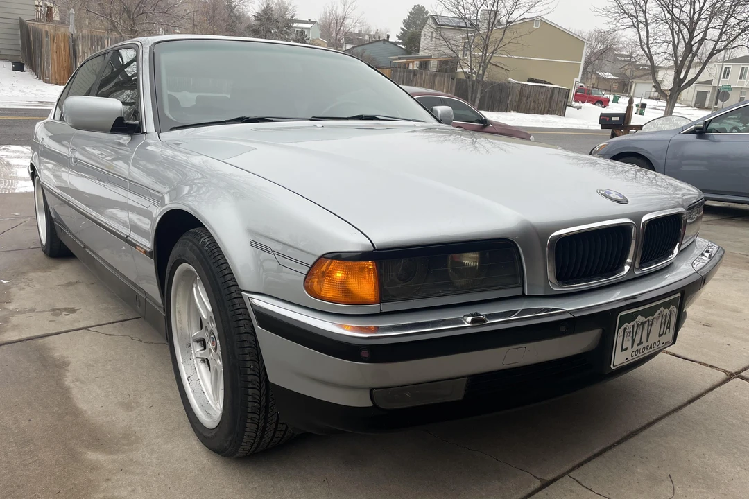 1998 BMW E38 750i & 750iL Sedan - Image 22 of 31