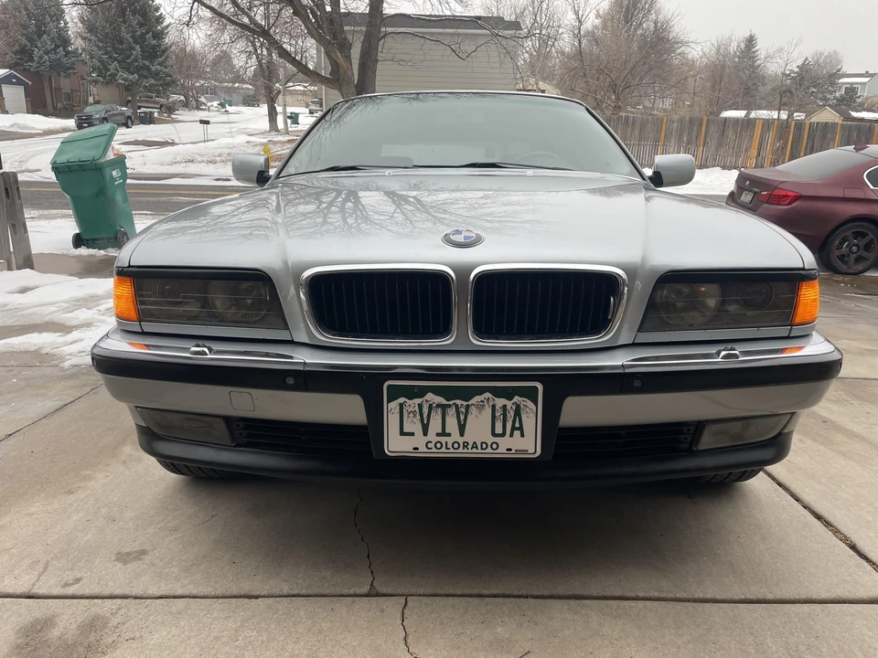 1998 BMW E38 750i & 750iL Sedan - Image 6 of 31