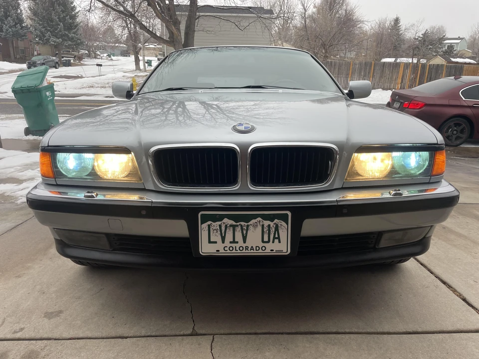 1998 BMW E38 750i & 750iL Sedan - Image 8 of 31