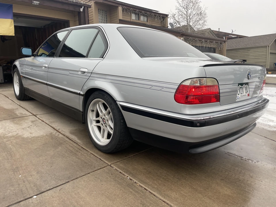 1998 BMW E38 750i & 750iL Sedan - Image 12 of 31