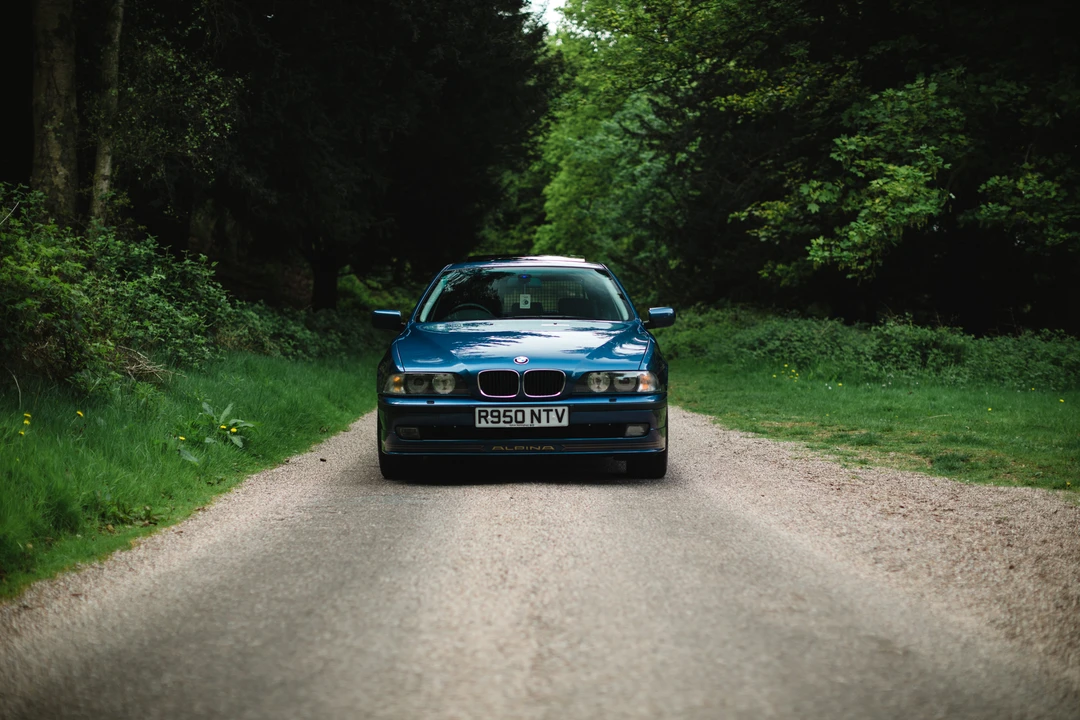 1998 BMW Alpina B10 - Image 3 of 31