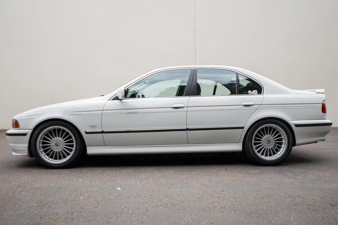 1998 BMW Alpina B10 - Image 3 of 31