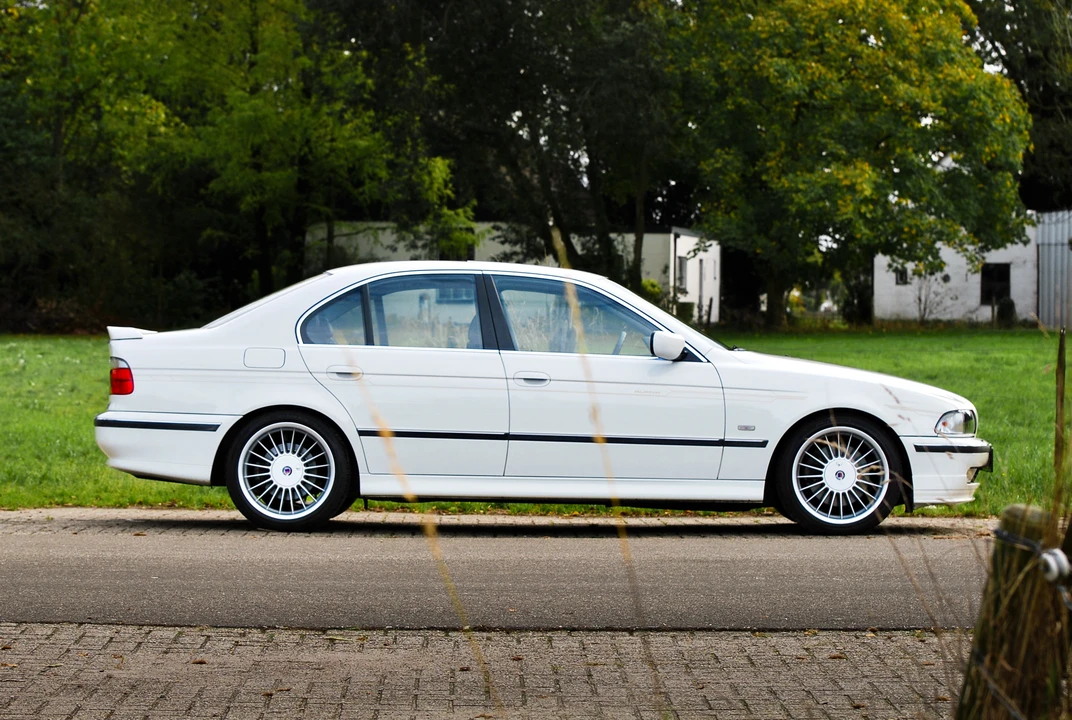 1998 BMW Alpina B10 - Image 17 of 31