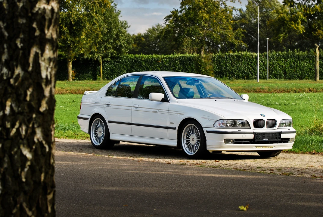 1998 BMW Alpina B10 - Image 18 of 31