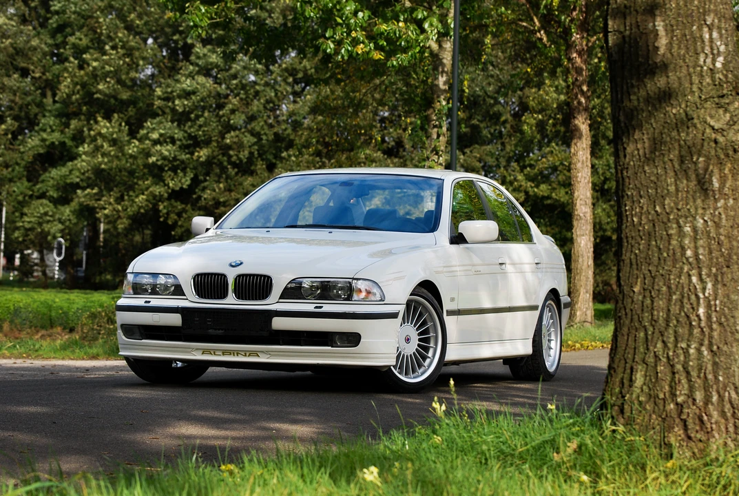 1998 BMW Alpina B10 - Image 13 of 31