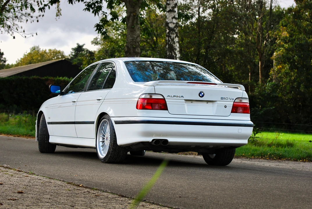 1998 BMW Alpina B10 - Image 6 of 31