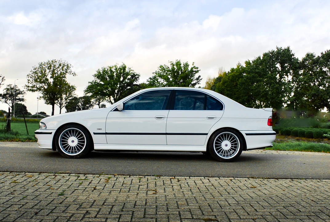 1998 BMW Alpina B10 - Image 5 of 31