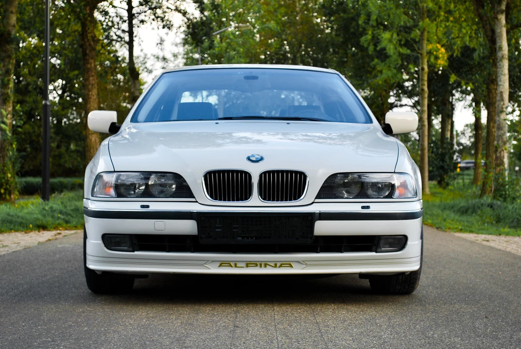 1998 BMW Alpina B10 - Image 12 of 31