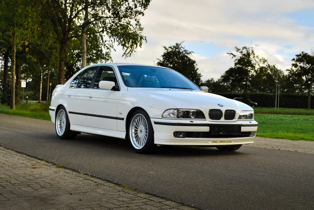 1998 BMW Alpina B10 - Image 11 of 31