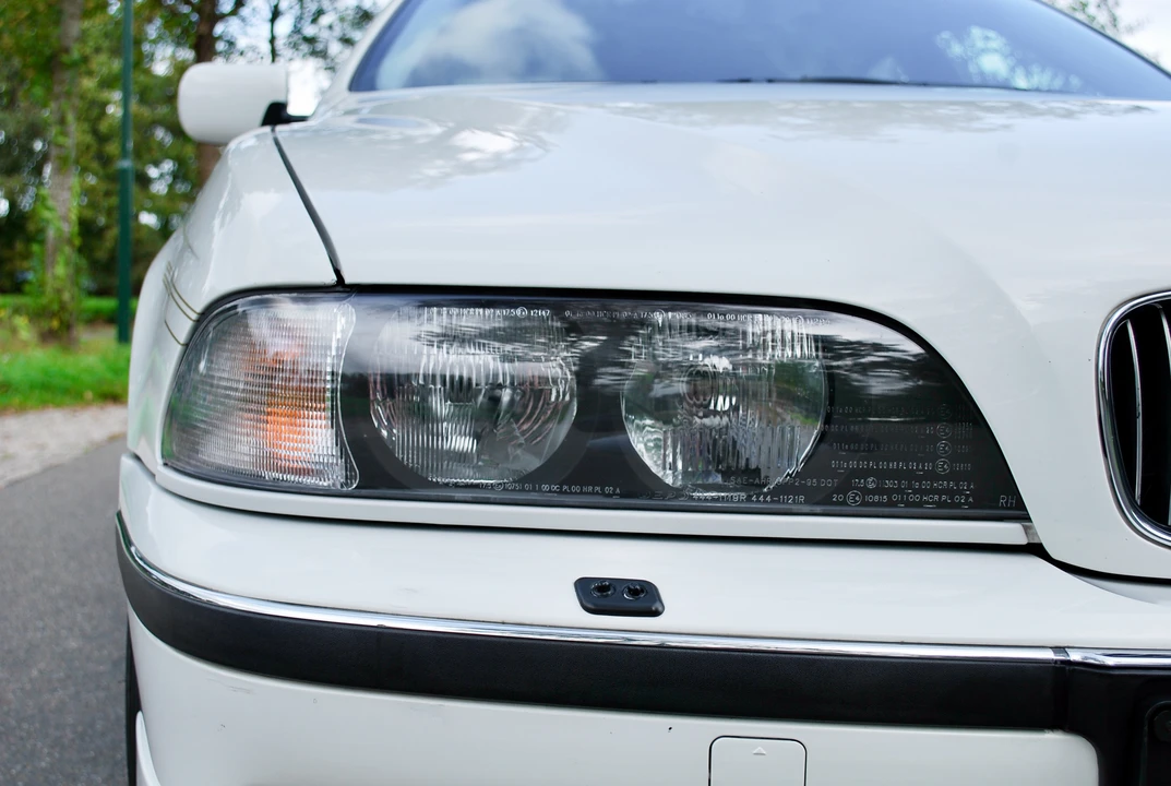 1998 BMW Alpina B10 - Image 24 of 31