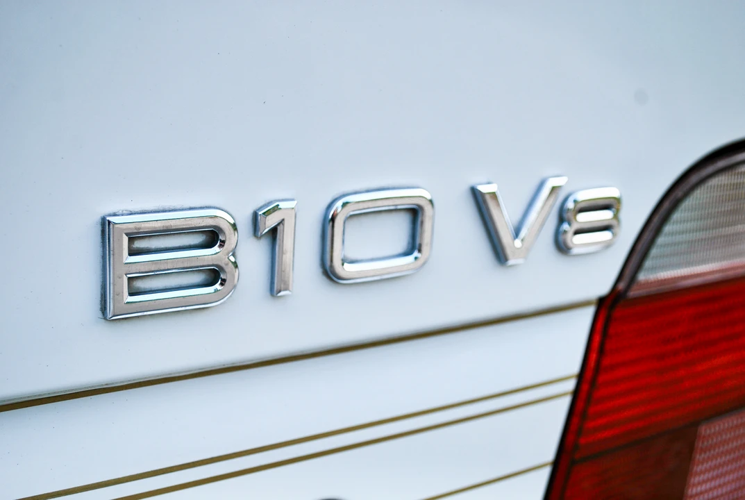 1998 BMW Alpina B10 - Image 30 of 31