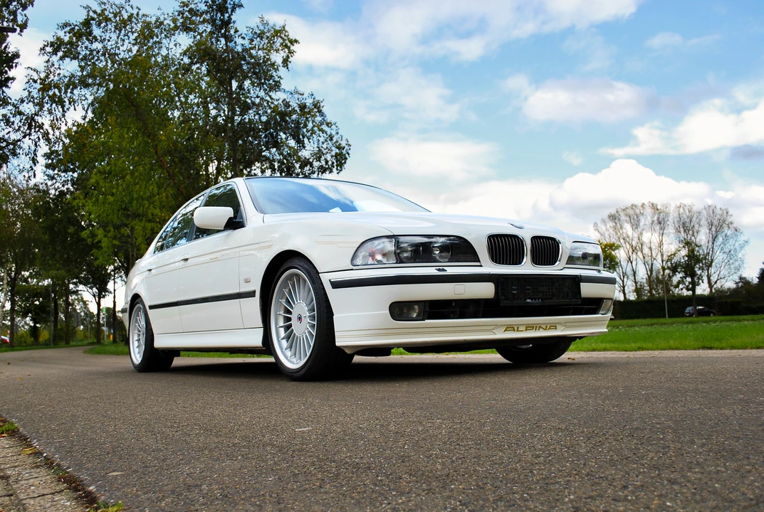 1998 BMW Alpina B10 - Image 19 of 31