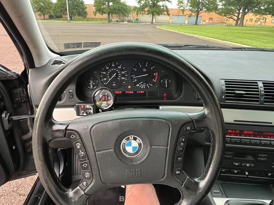 1998 BMW E39 540i - Image 11 of 20