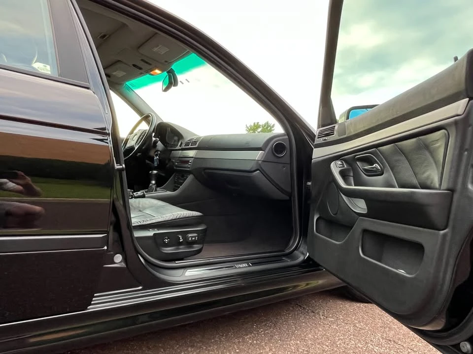 1998 BMW E39 540i - Image 12 of 20